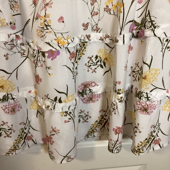 Vero Moda Women's Mini Floral Dress Size M Ruffles Bell Sleeves V-Neck - Picture 4 of 10